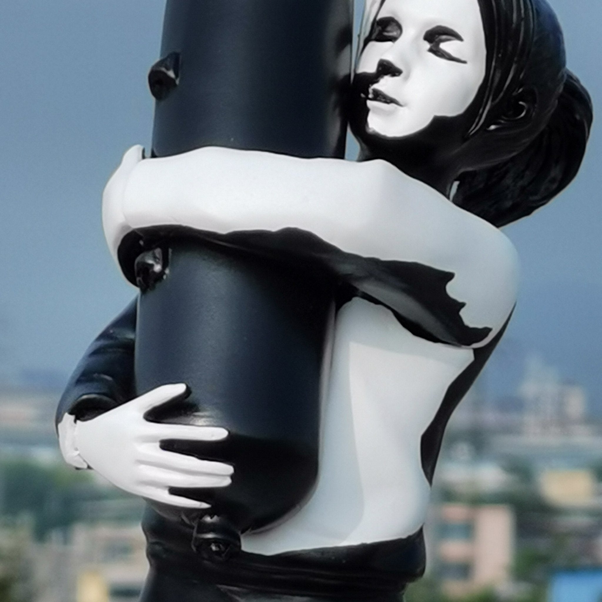 Bomb Hugger Sculpture - Banksy - Magnito