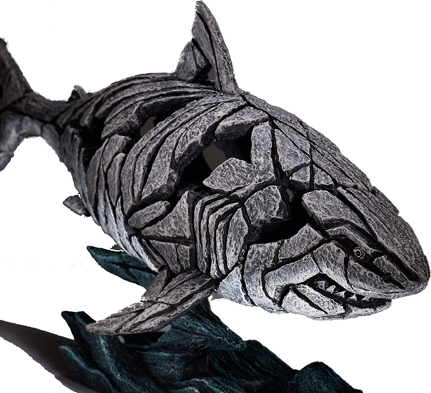 Shark Art Sculpture - Magnito